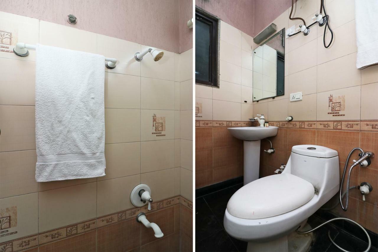 Oyo 24672 Bharat Guest House Delhi  Luaran gambar